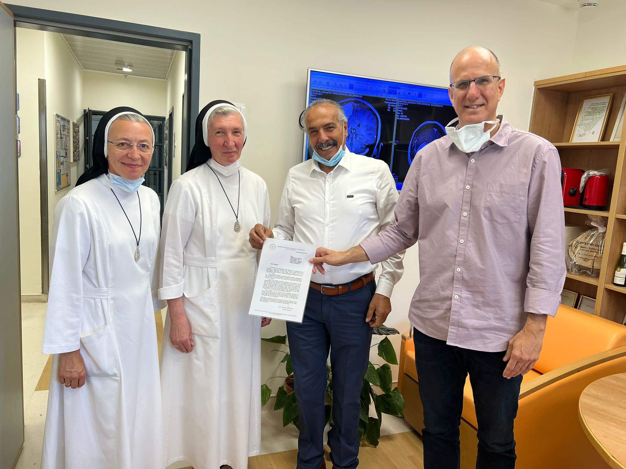 Read more about the article Shaare Zedek Doctors Save Nun from Paralysis