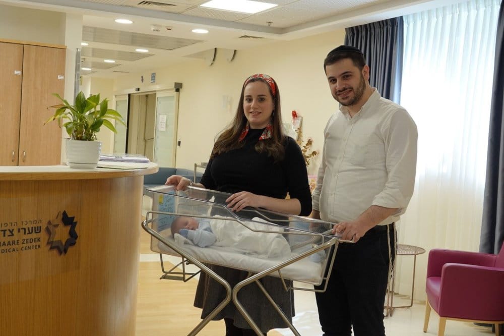 Read more about the article Escaping War In Kyiv, Just In Time To Give Birth At Shaare Zedek